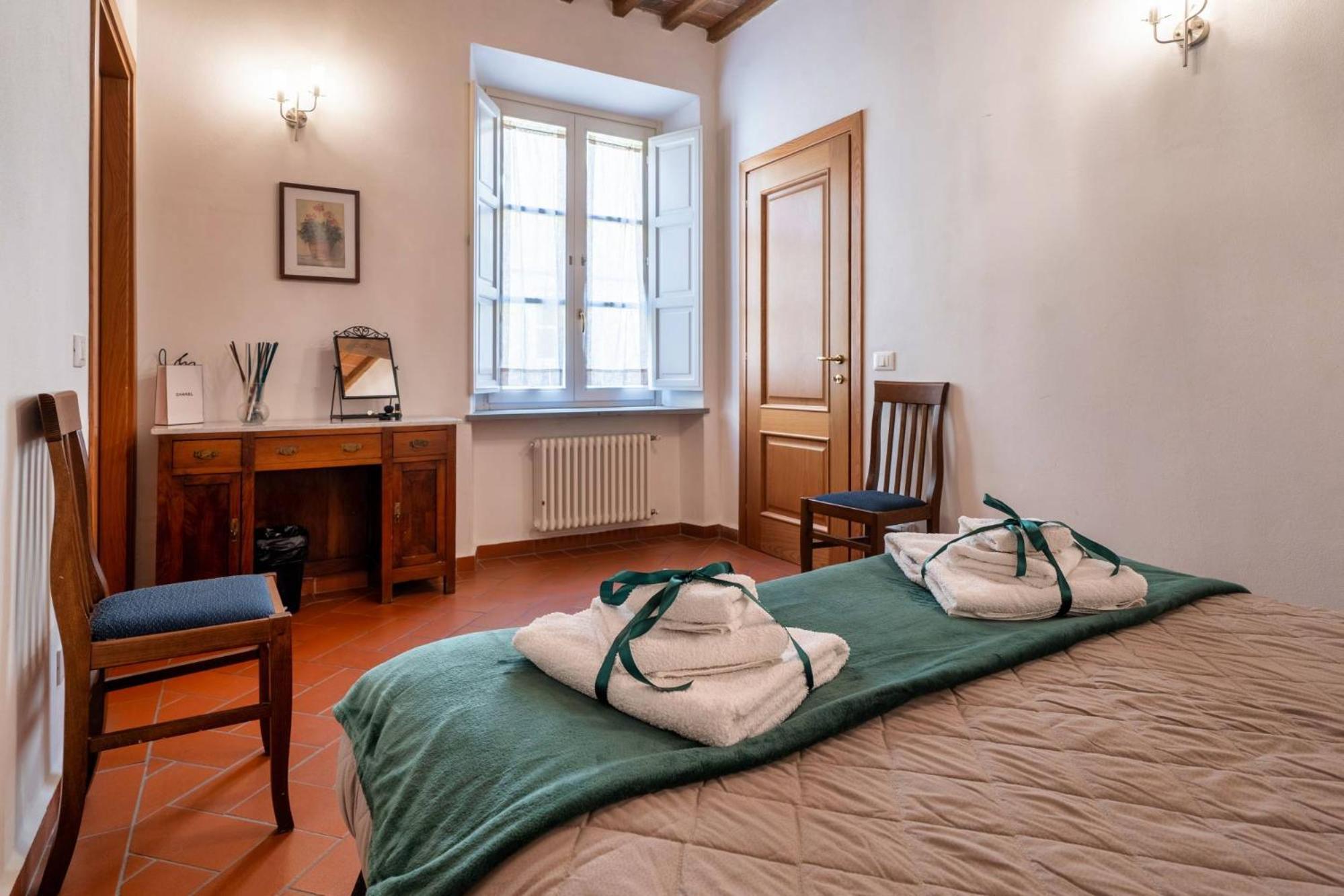 La Dimora Nell'Anfiteatro Hotel ลุคคา ภายนอก รูปภาพ