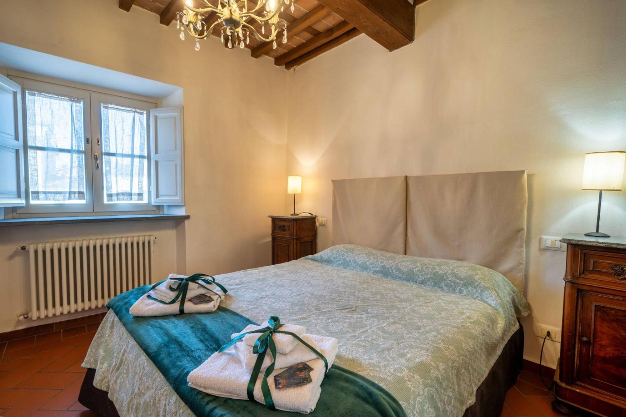 La Dimora Nell'Anfiteatro Hotel ลุคคา ภายนอก รูปภาพ