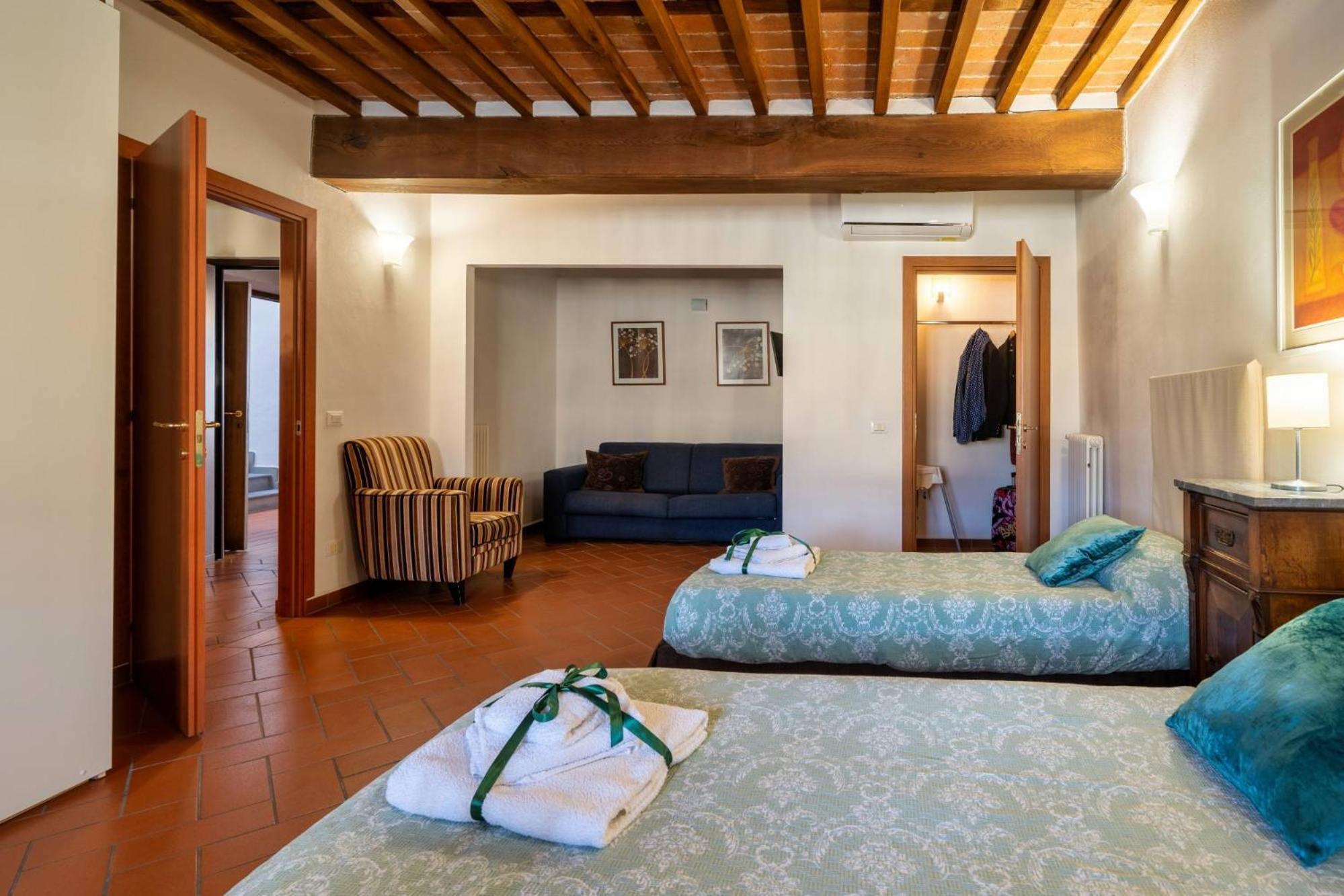 La Dimora Nell'Anfiteatro Hotel ลุคคา ภายนอก รูปภาพ